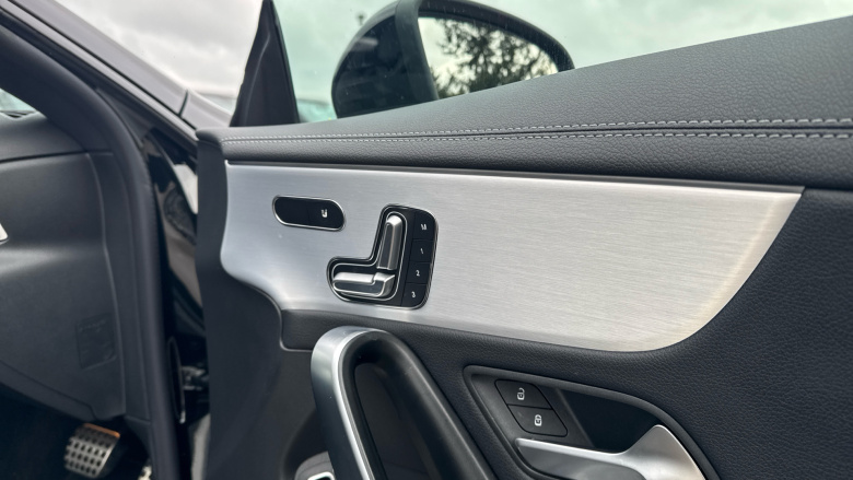 Mercedes-Benz CLA 250e AMG Line Premium Plus 5dr Tip Auto Estate